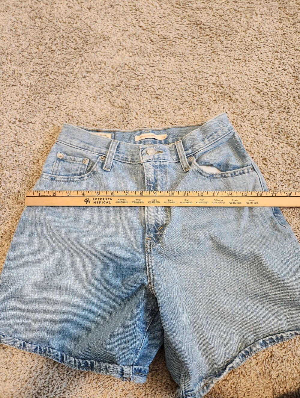 Levi's Premium High Rise Baggy Denim Shorts Size 26 - Picture 7 of 9